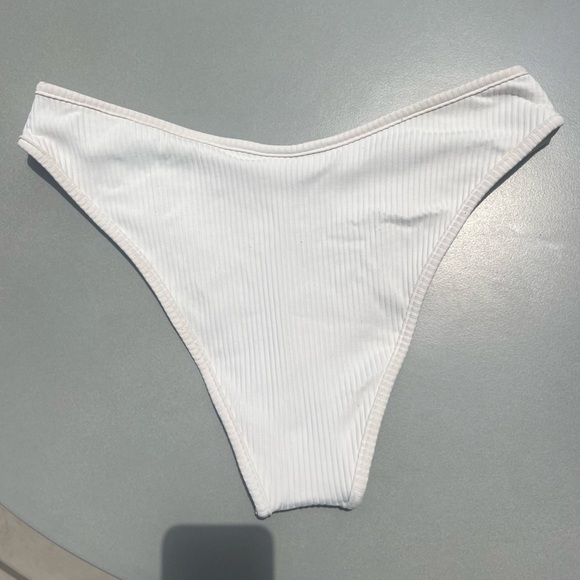 Montce White Ribbed Bikini - Picture 11 of 14